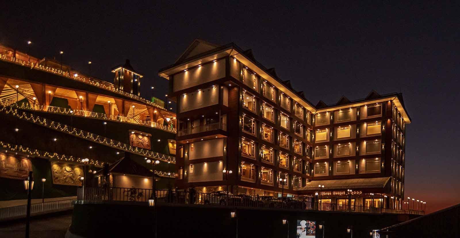 The Himalayan Grand