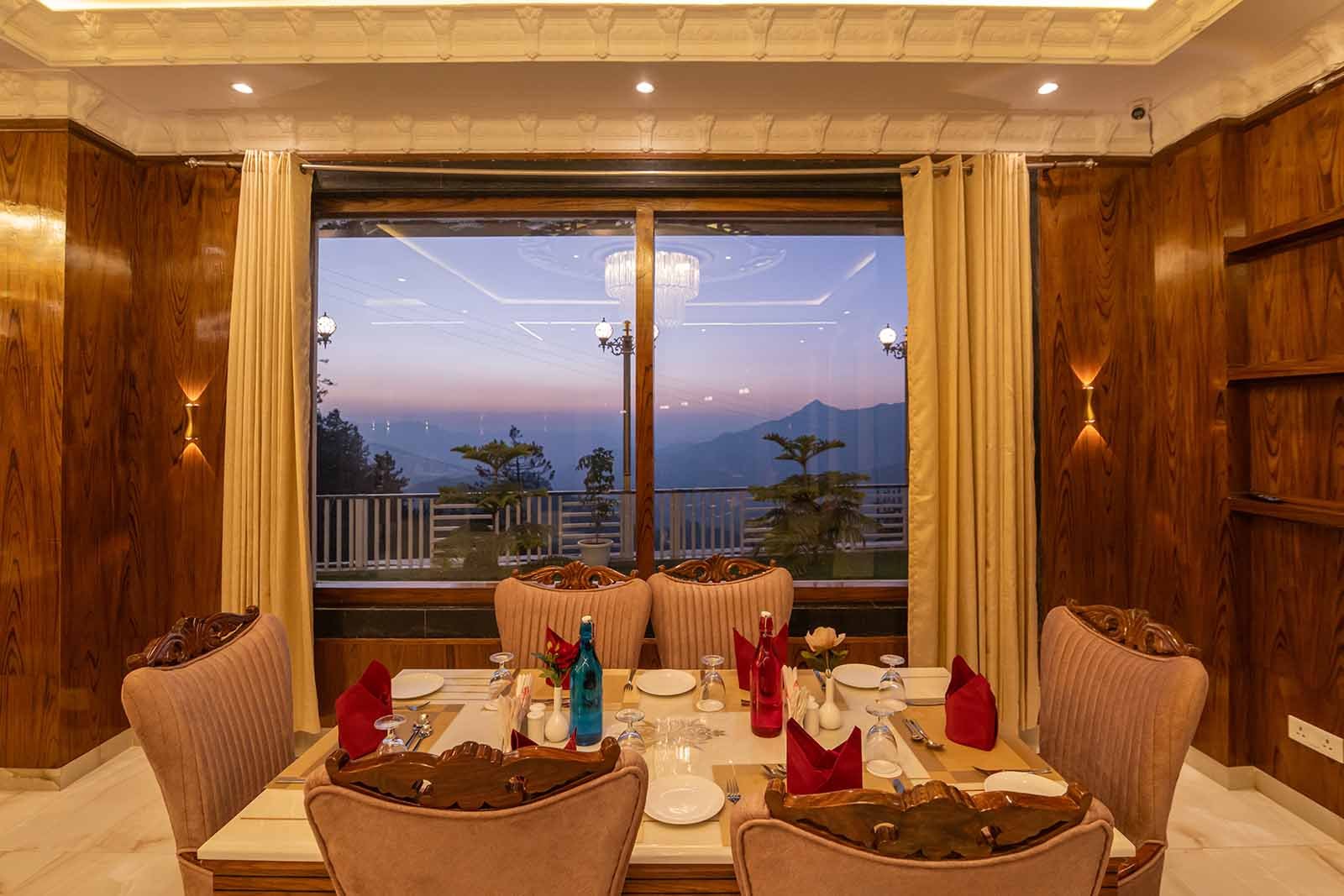 The Himalayan Grand